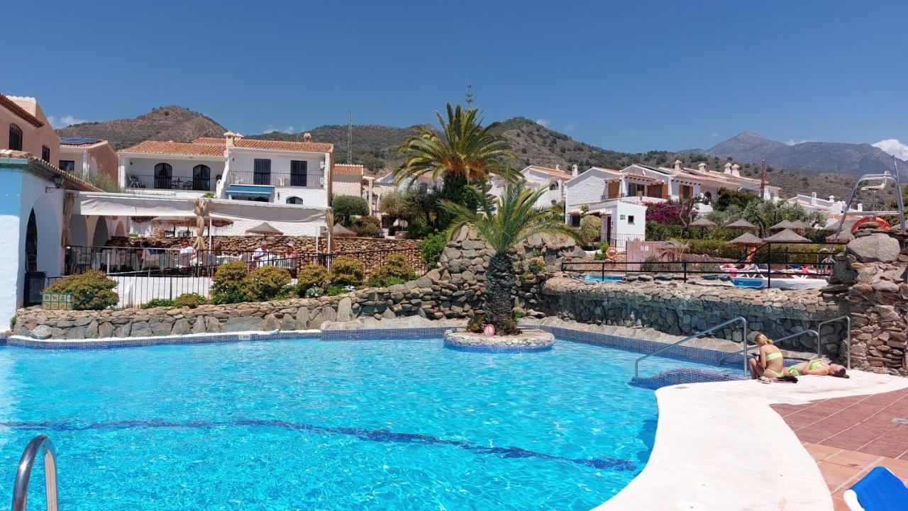 New Boho Home With Balcony, Private Garden And Communal Pool Nerja Luaran gambar